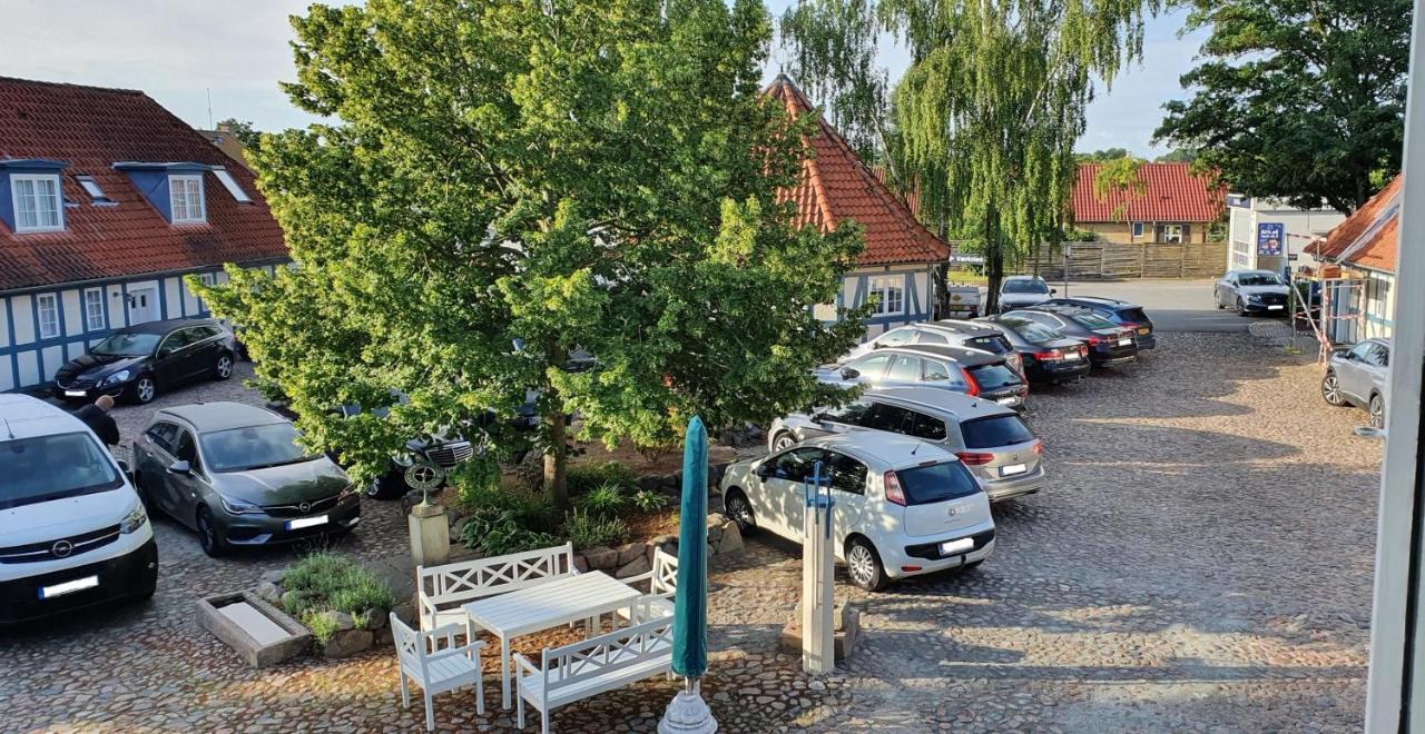 Hotel Knudsens Gaard أودنسه المظهر الخارجي الصورة