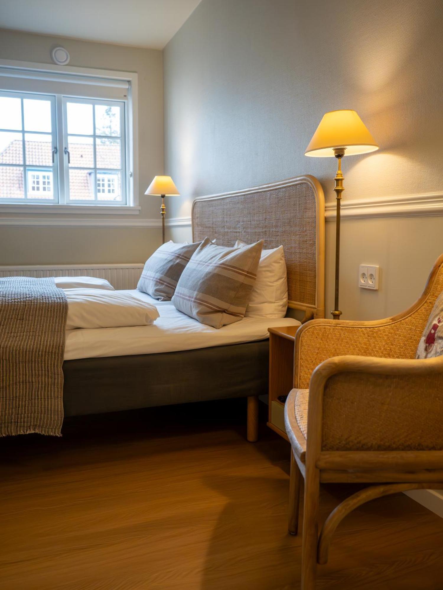 Hotel Knudsens Gaard أودنسه المظهر الخارجي الصورة