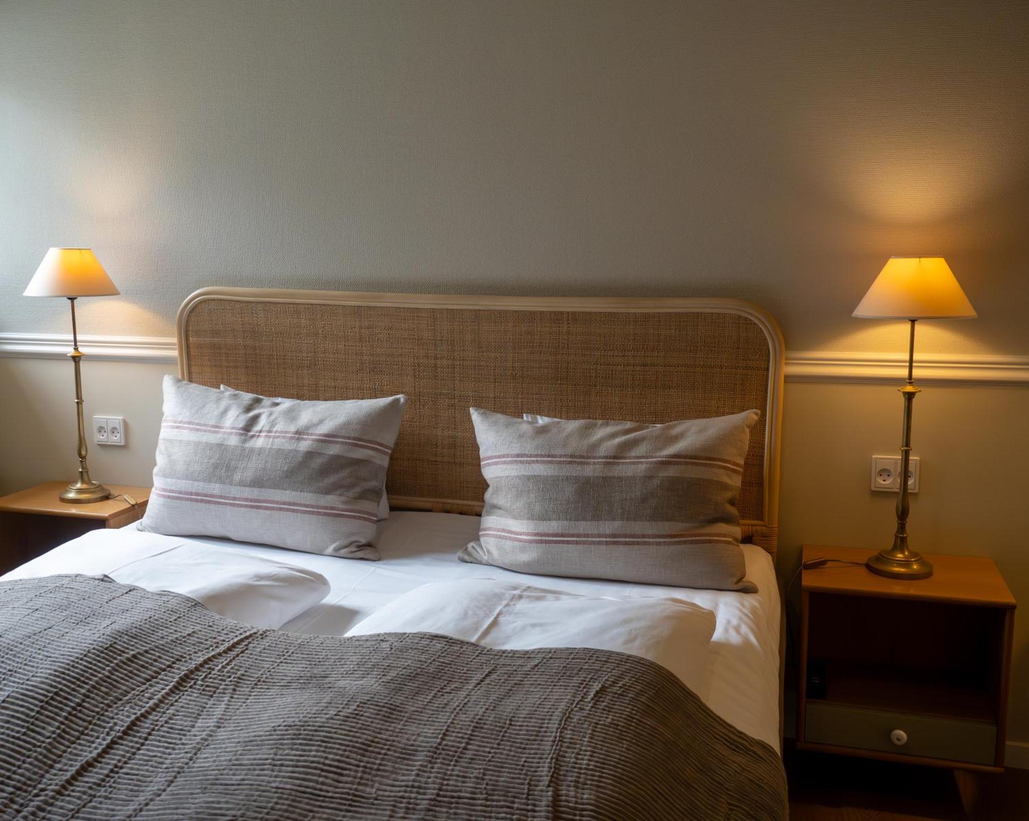 Hotel Knudsens Gaard أودنسه المظهر الخارجي الصورة